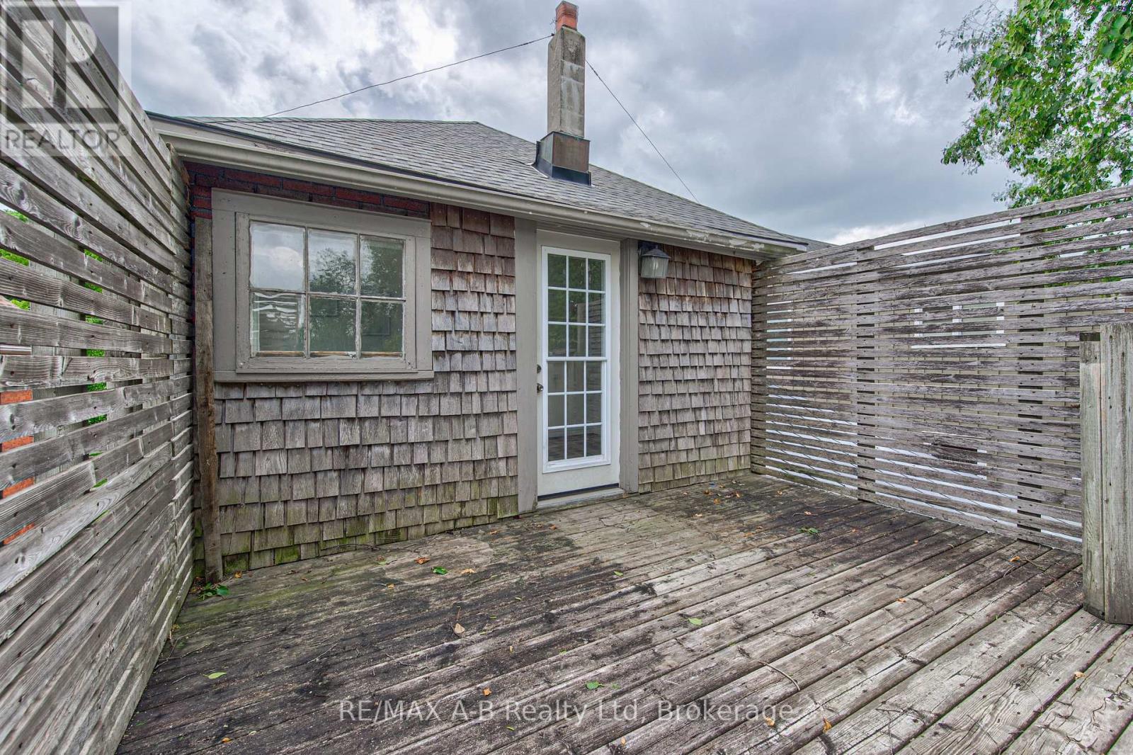 40 Douro Street Property Photo 33