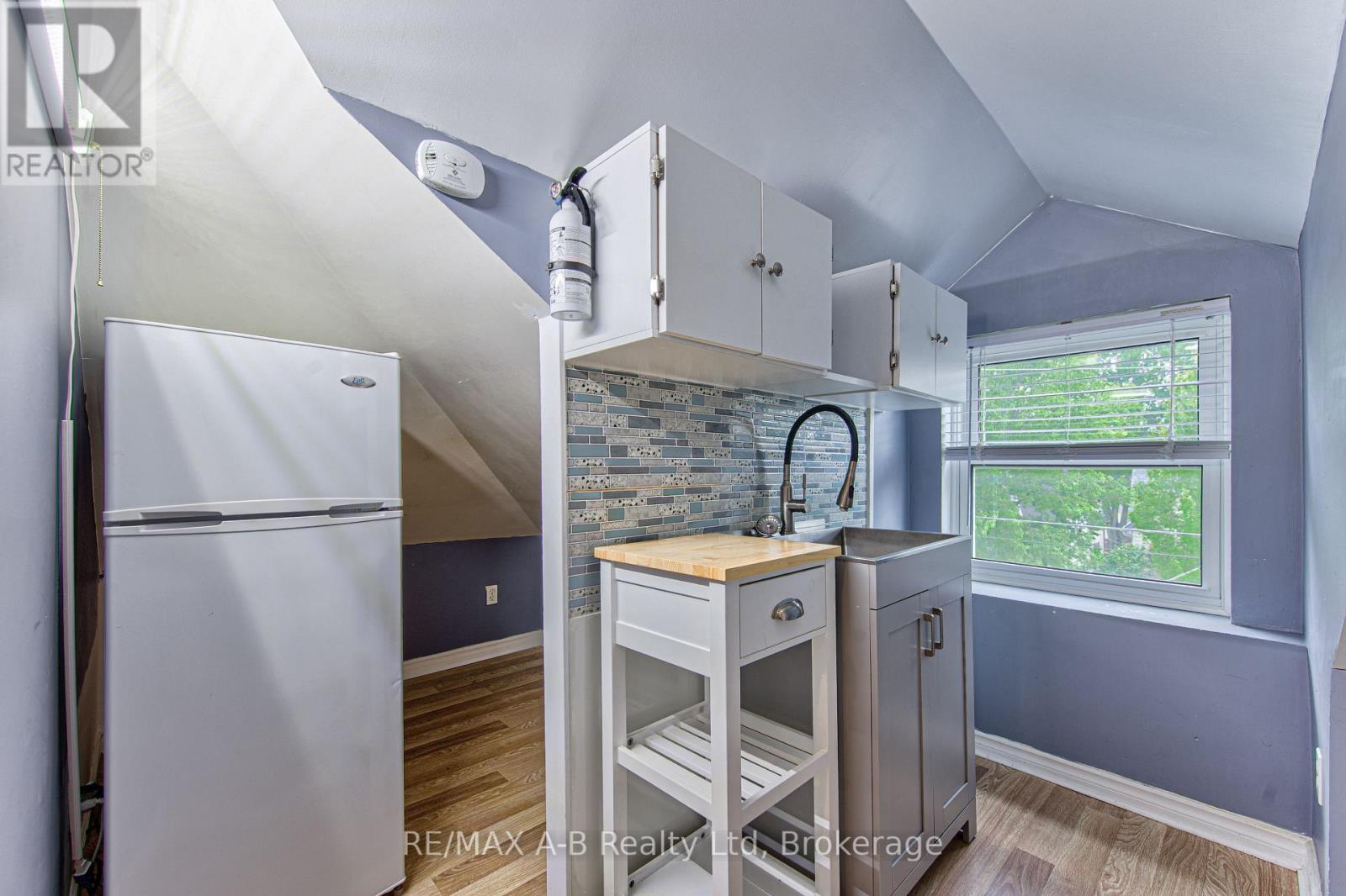 40 Douro Street Property Photo 40