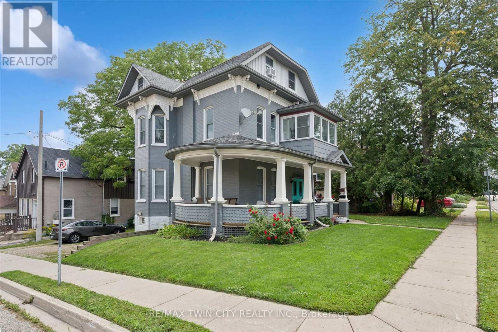 114 Church Street Property Photo 2