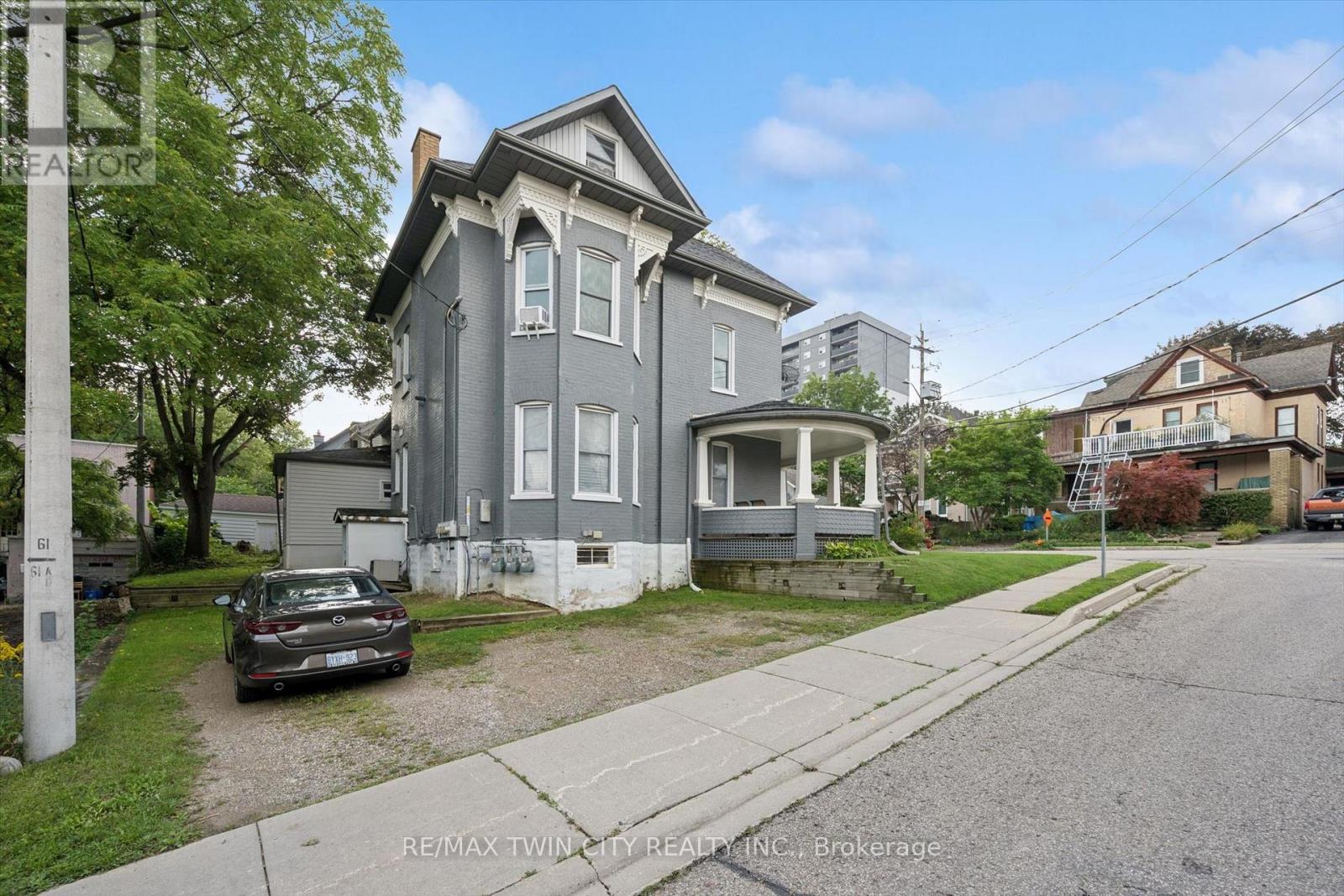 114 Church Street Property Photo 4