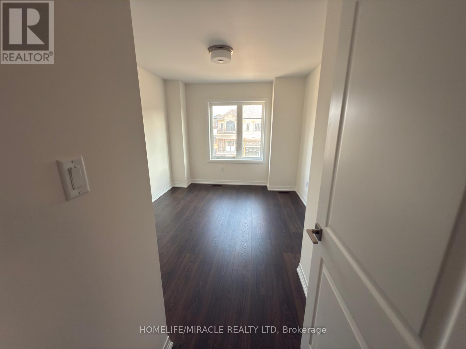82 Mckernan Avenue Property Photo 28