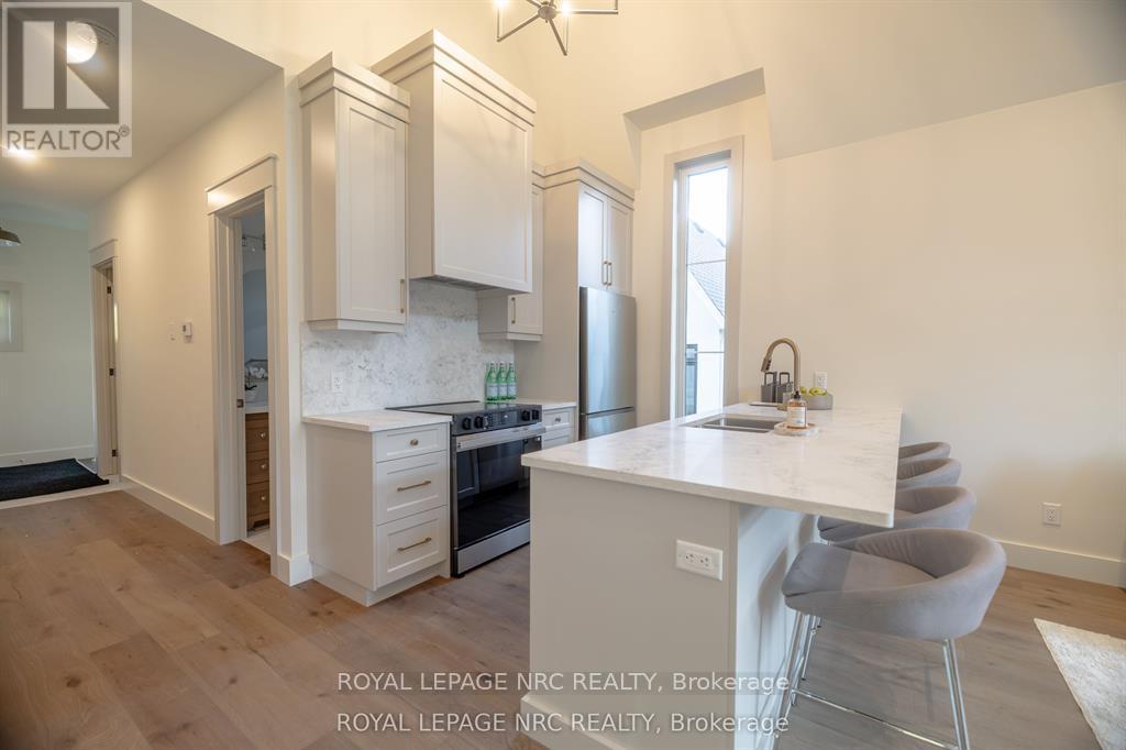 281 Elmwood Avenue Property Photo 6