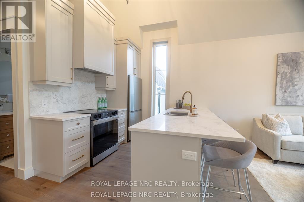 281 Elmwood Avenue Property Photo 8