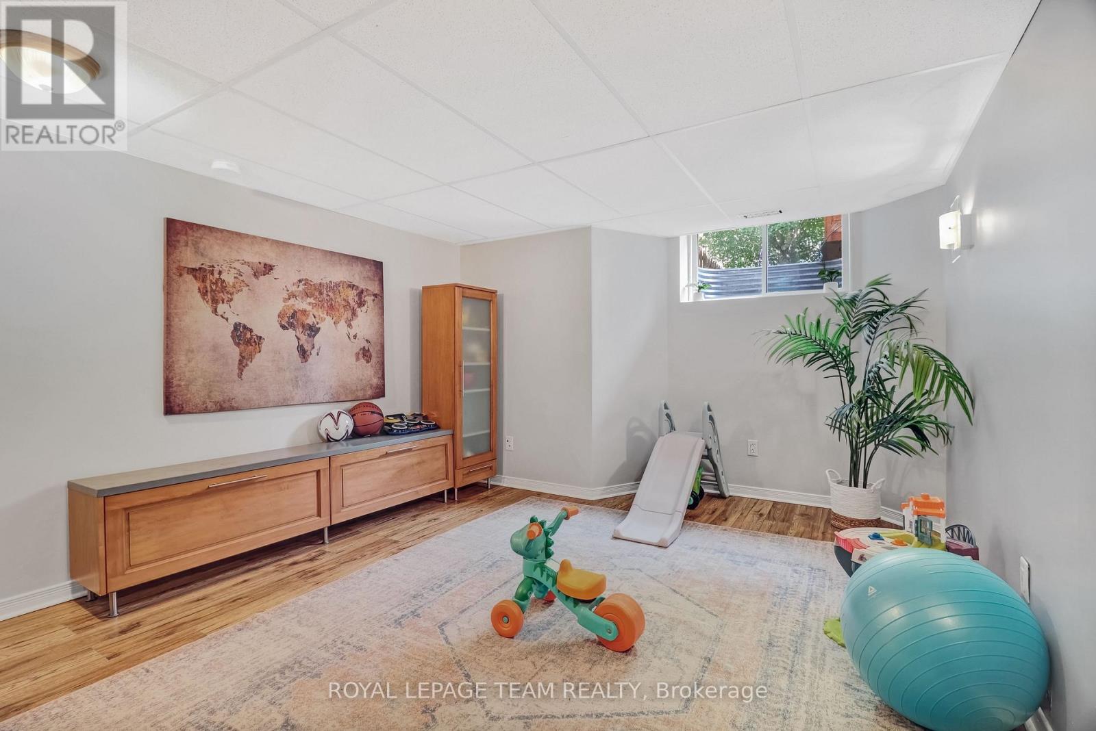 74 Milner Downs Crescent Property Photo 19