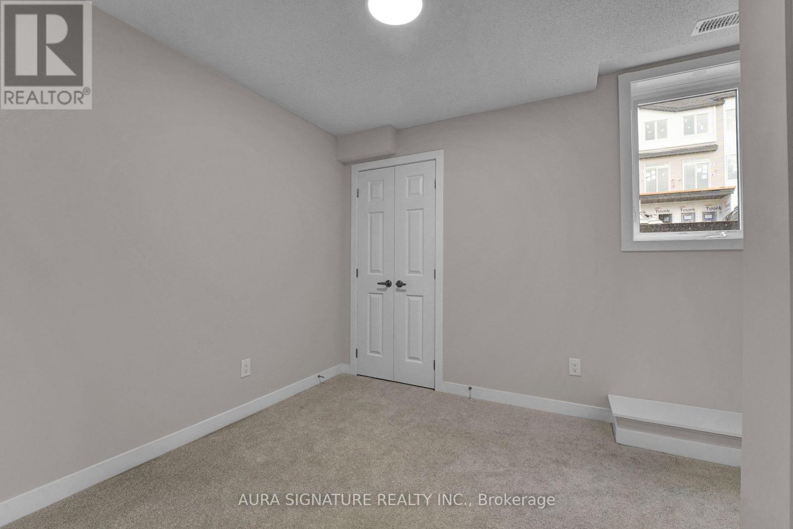 820 Utopie Private Property Photo 16