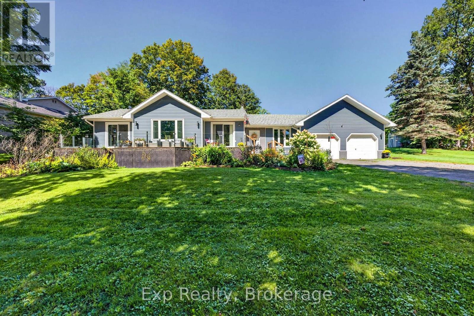 1745 Lazier Road Property Photo 1
