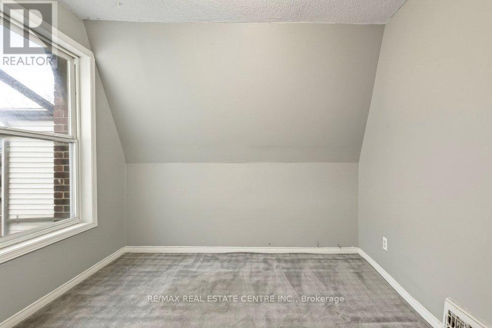 23 Frederick Avenue Property Photo 19