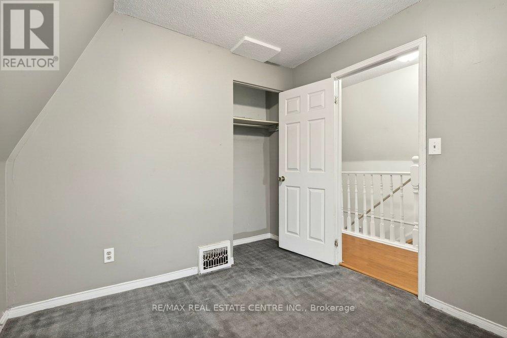 23 Frederick Avenue Property Photo 20