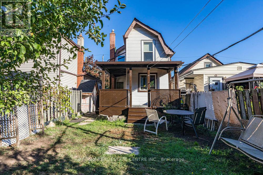 23 Frederick Avenue Property Photo 24