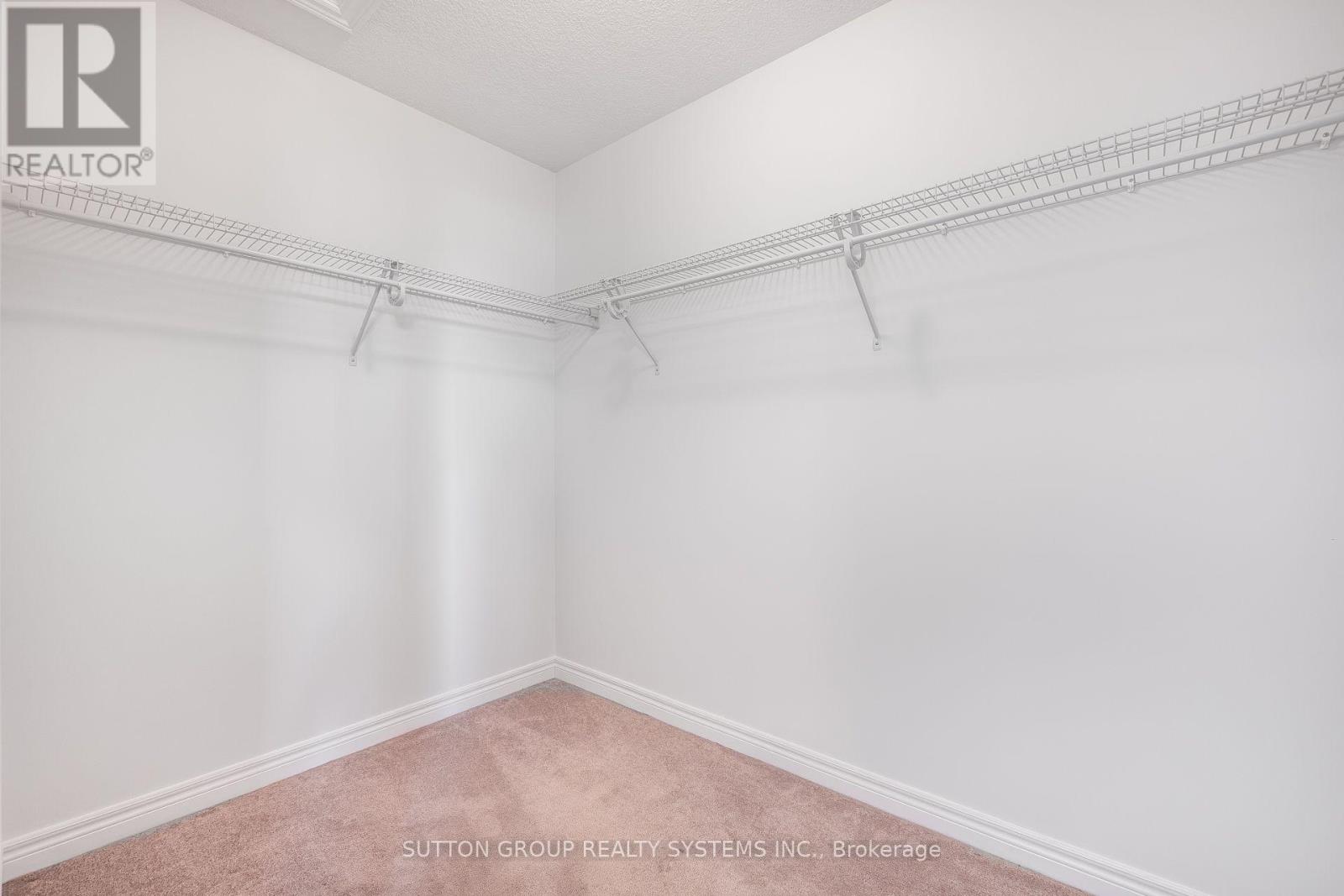54 - 380 Lake Street Property Photo 29