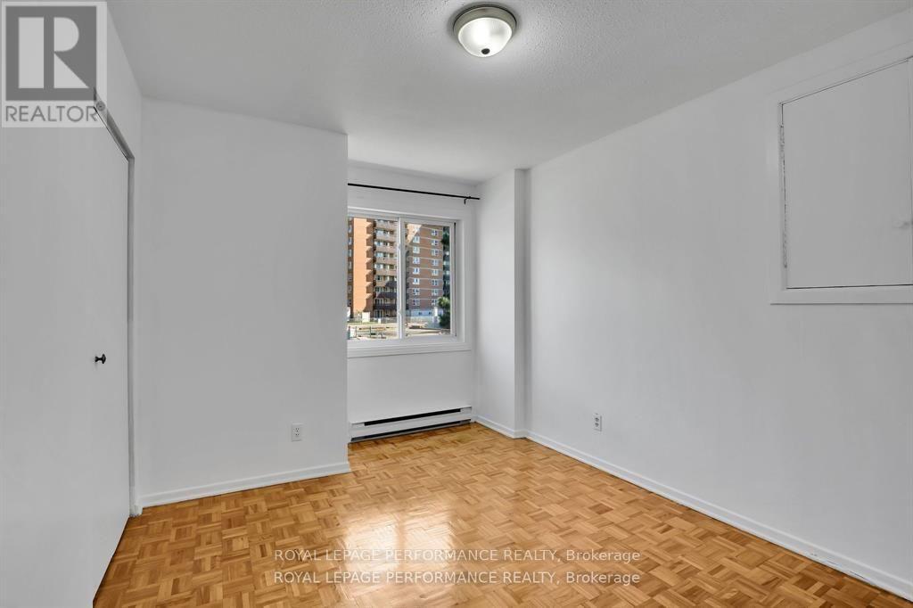 208c - 2044 Arrowsmith Drive Property Photo 19