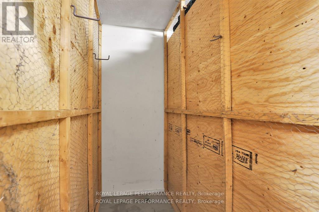 208c - 2044 Arrowsmith Drive Property Photo 24