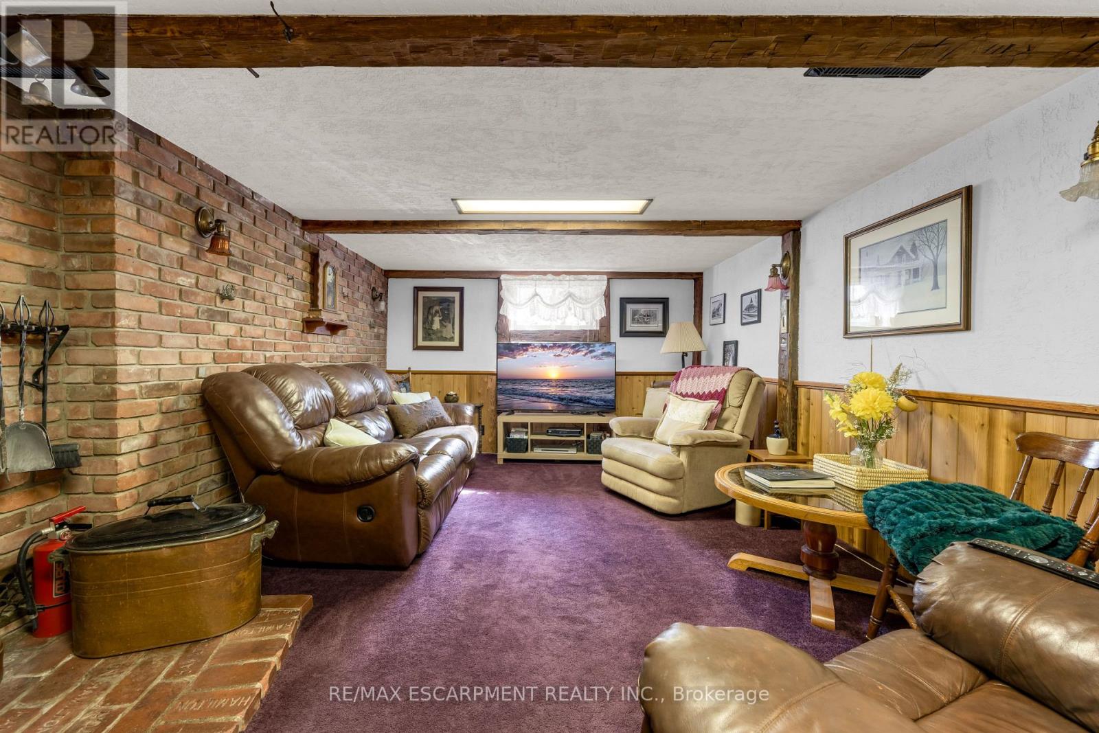 609 Green Mountain Road E Property Photo 15