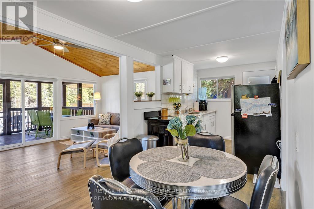 1810 Hull Road Property Photo 8
