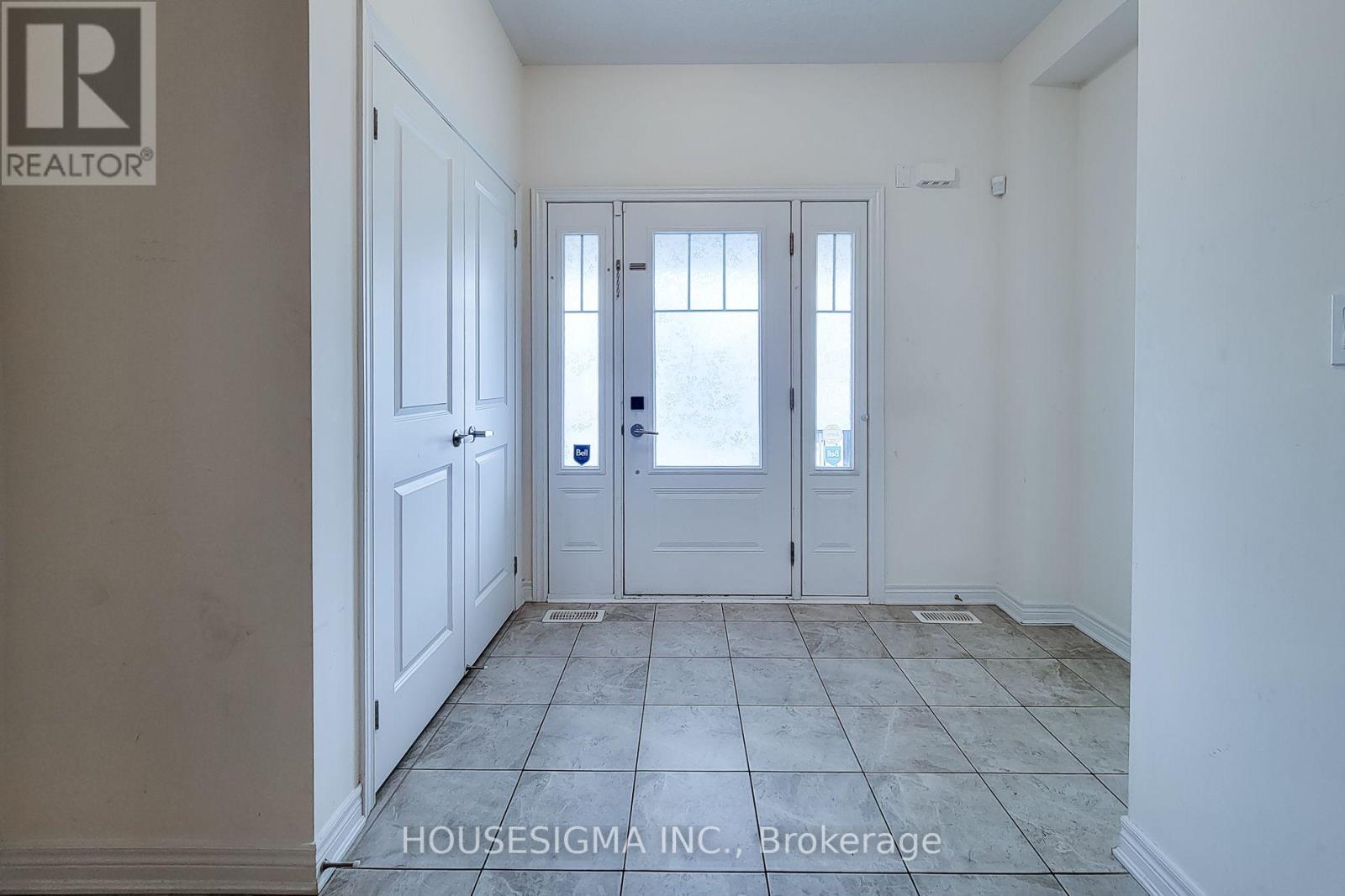 91 Homestead Way Property Photo 6