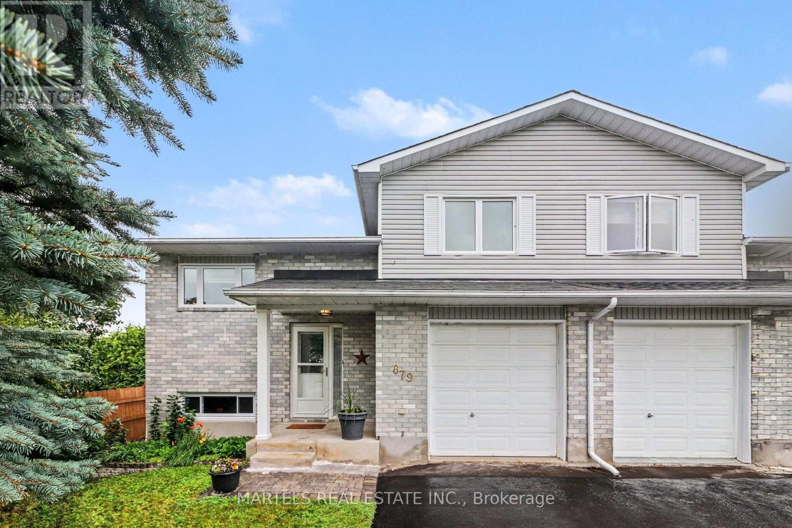 879 LAWRENCE STREET Property Photo 1