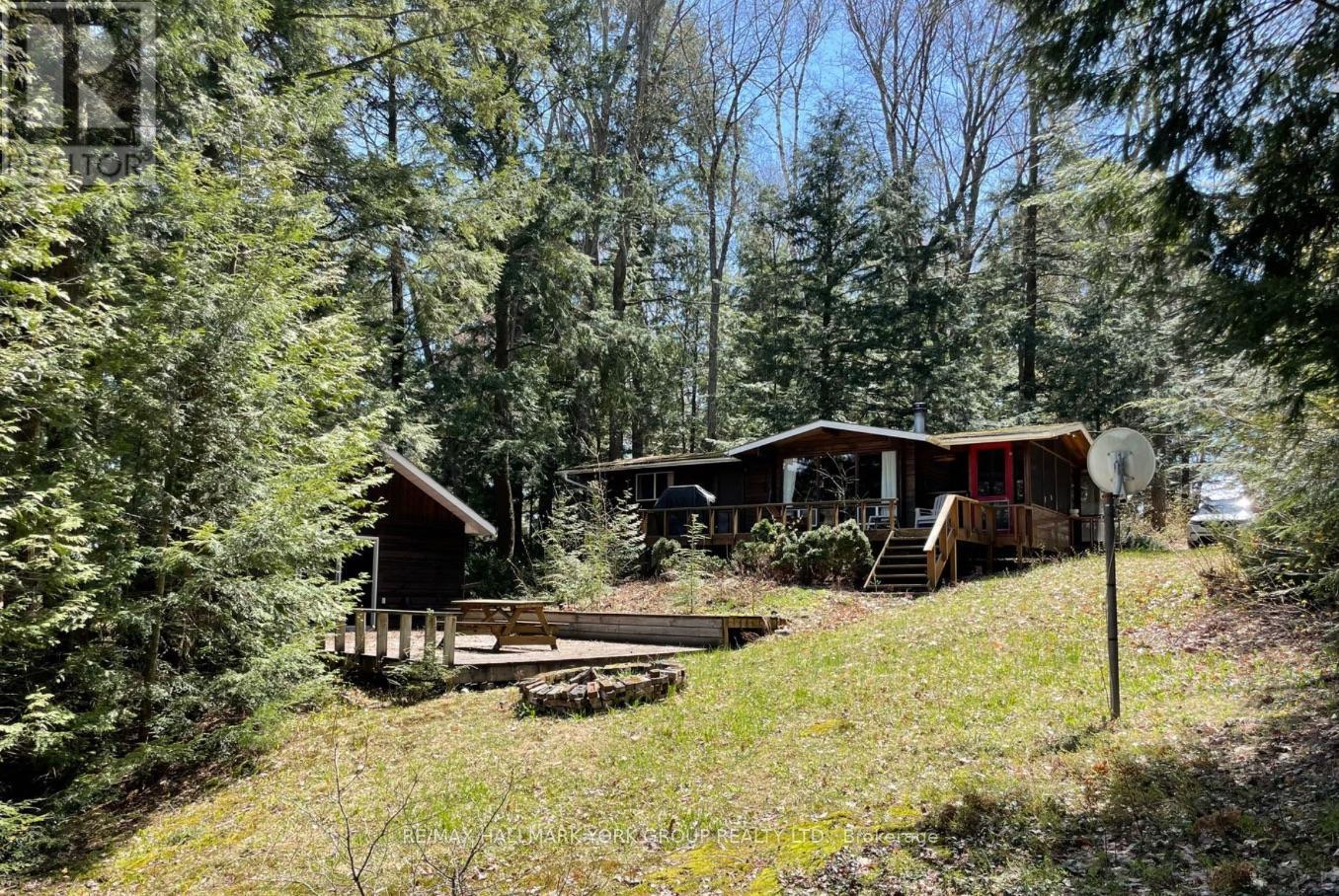 41 Maureen Drive Property Photo 1