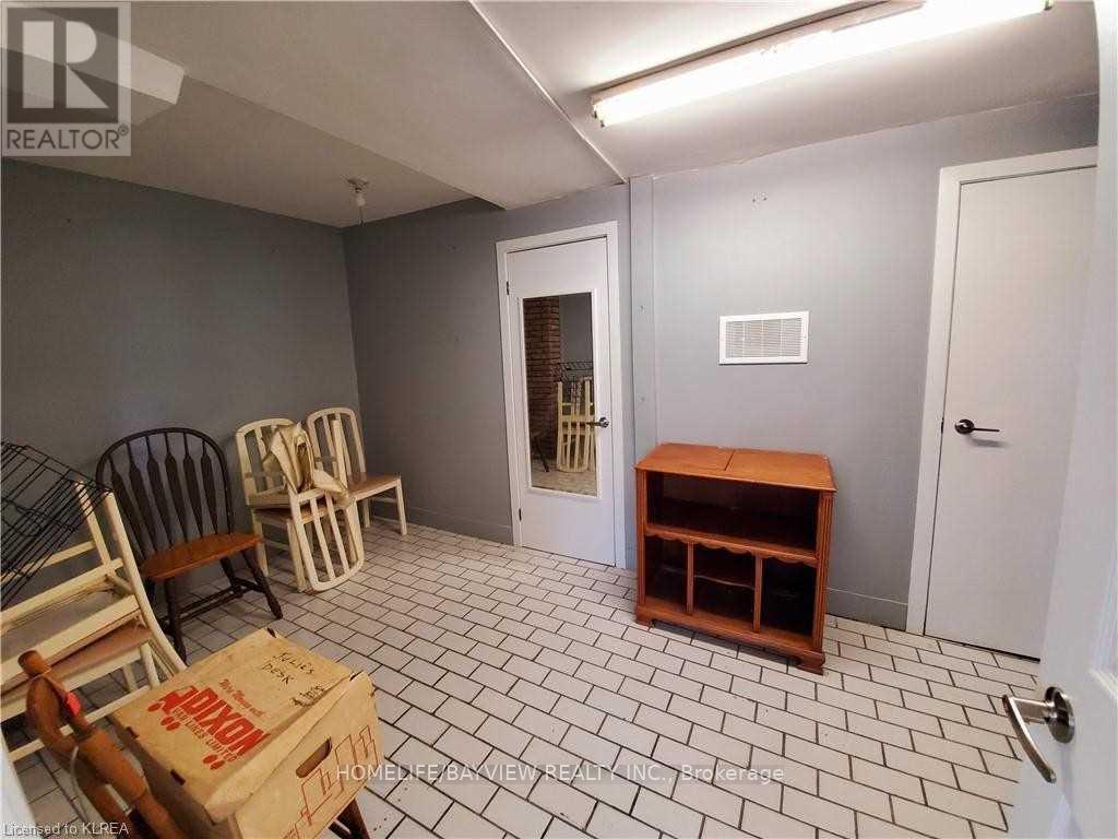 9 Bridge Street Property Photo 7