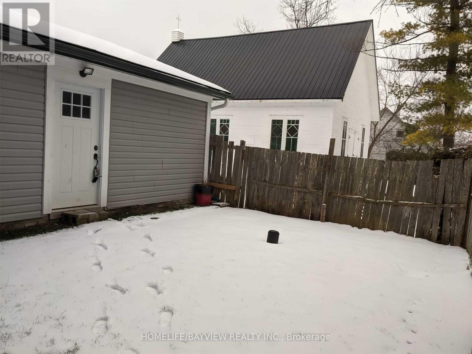 9 Bridge Street Property Photo 12