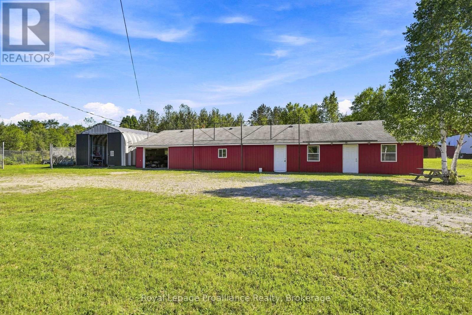 12541 Highway 41 Property Photo 4
