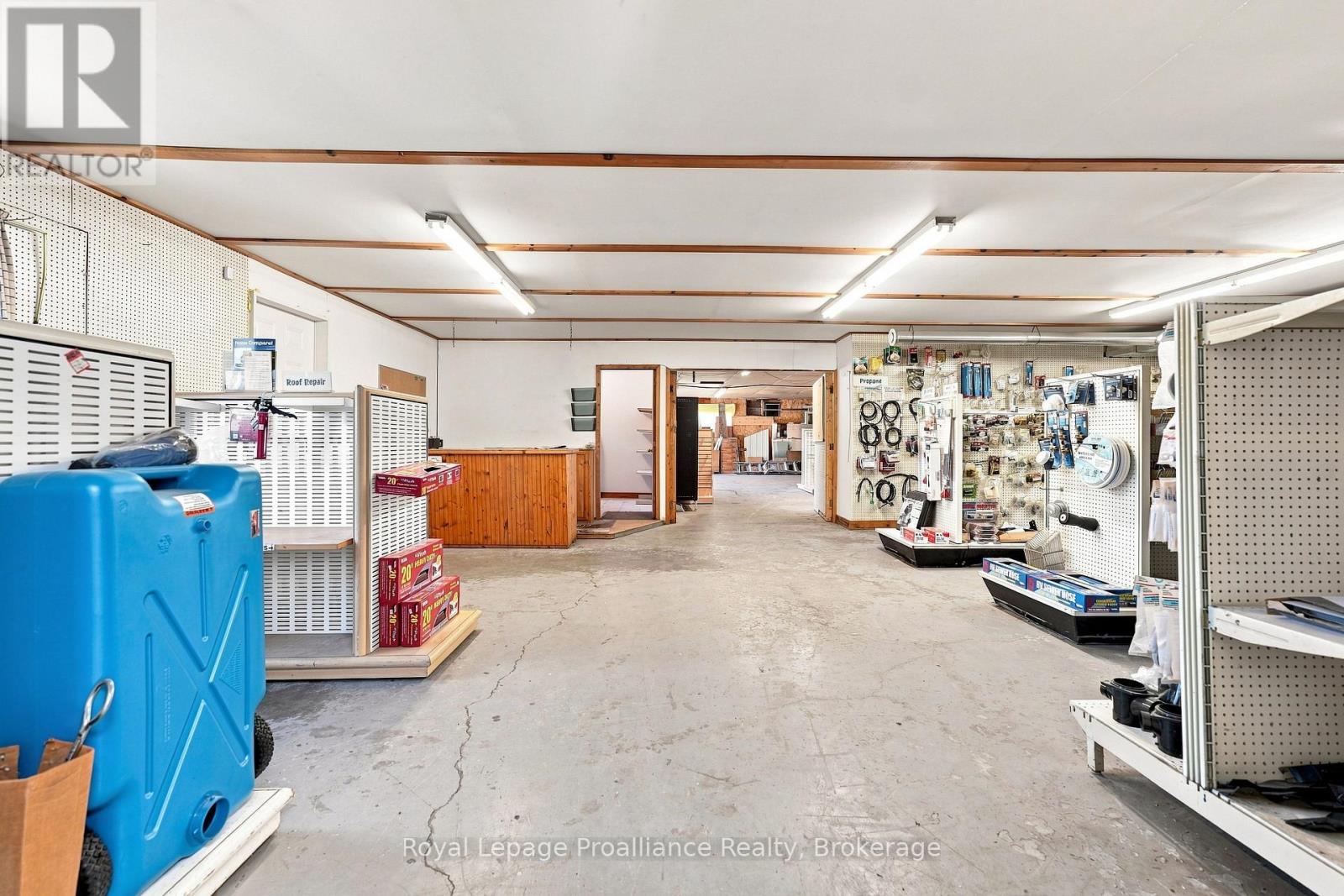 12541 Highway 41 Property Photo 25