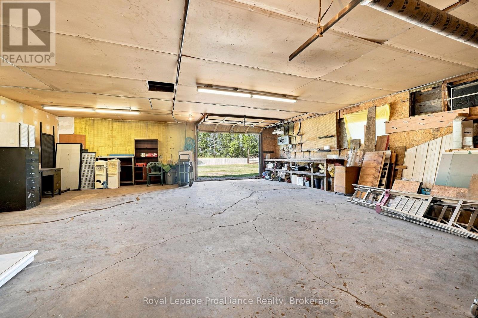 12541 Highway 41 Property Photo 29