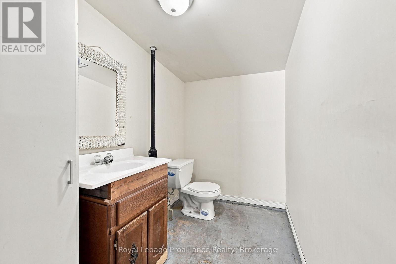 12541 Highway 41 Property Photo 31