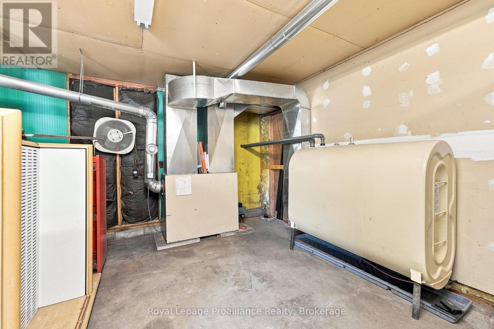12541 Highway 41 Property Photo 37
