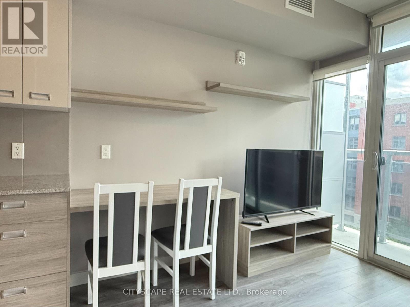 511 - 308 Lester Street Property Photo 16