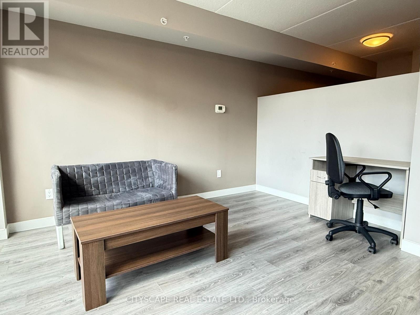 511 - 308 Lester Street Property Photo 17