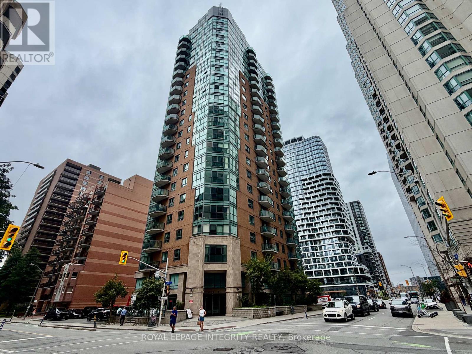 505 - 445 LAURIER AVENUE W Property Photo 1