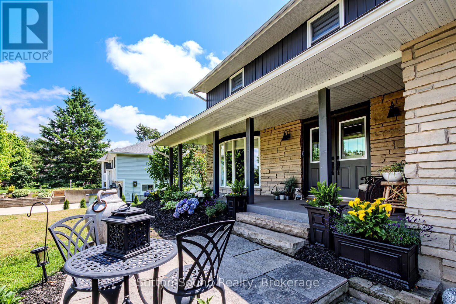 35 Pine Tree Drive Property Photo 3