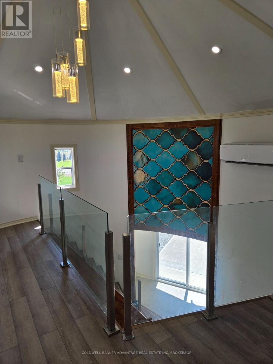 8731 Ridge Road Property Photo 15