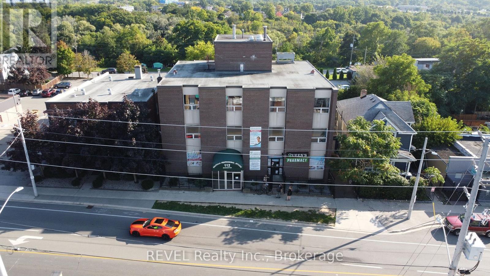 G4 - 112 QUEENSTON STREET Property Photo 1