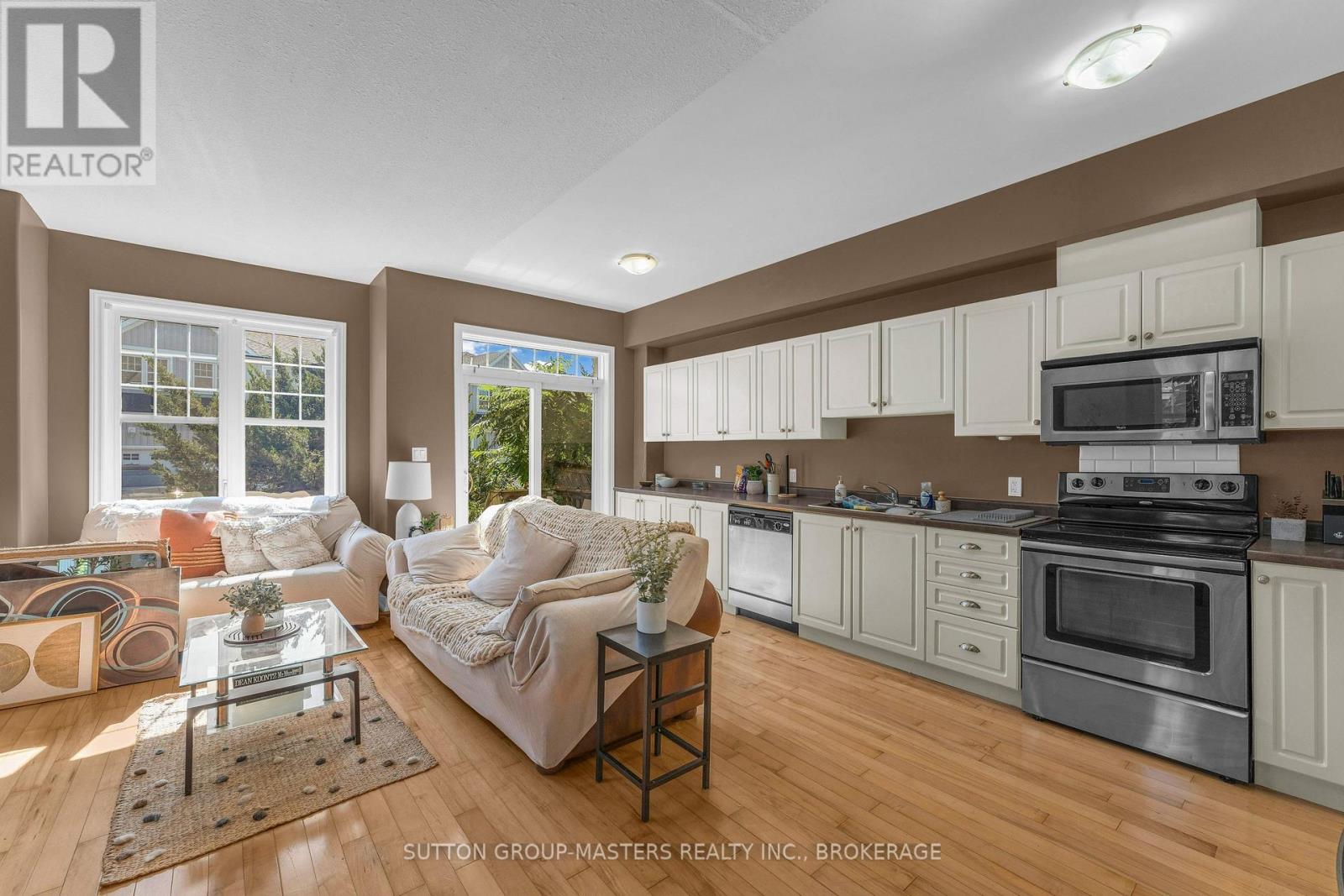 901 Newmarket Lane Property Photo 13