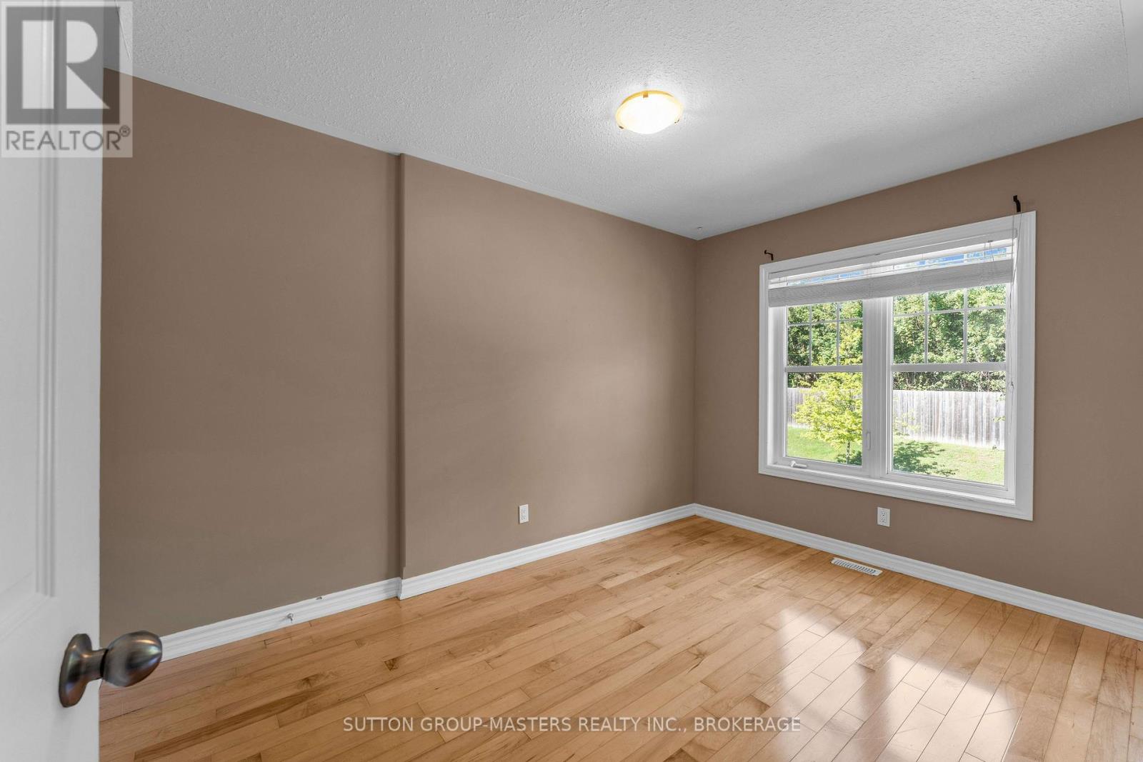 901 Newmarket Lane Property Photo 25