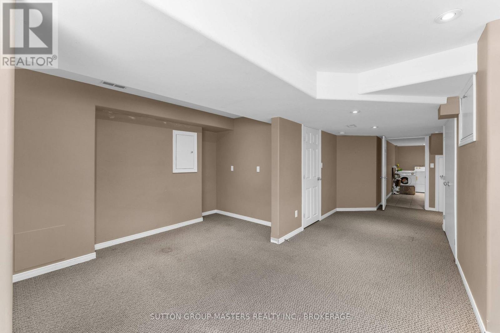 901 Newmarket Lane Property Photo 34