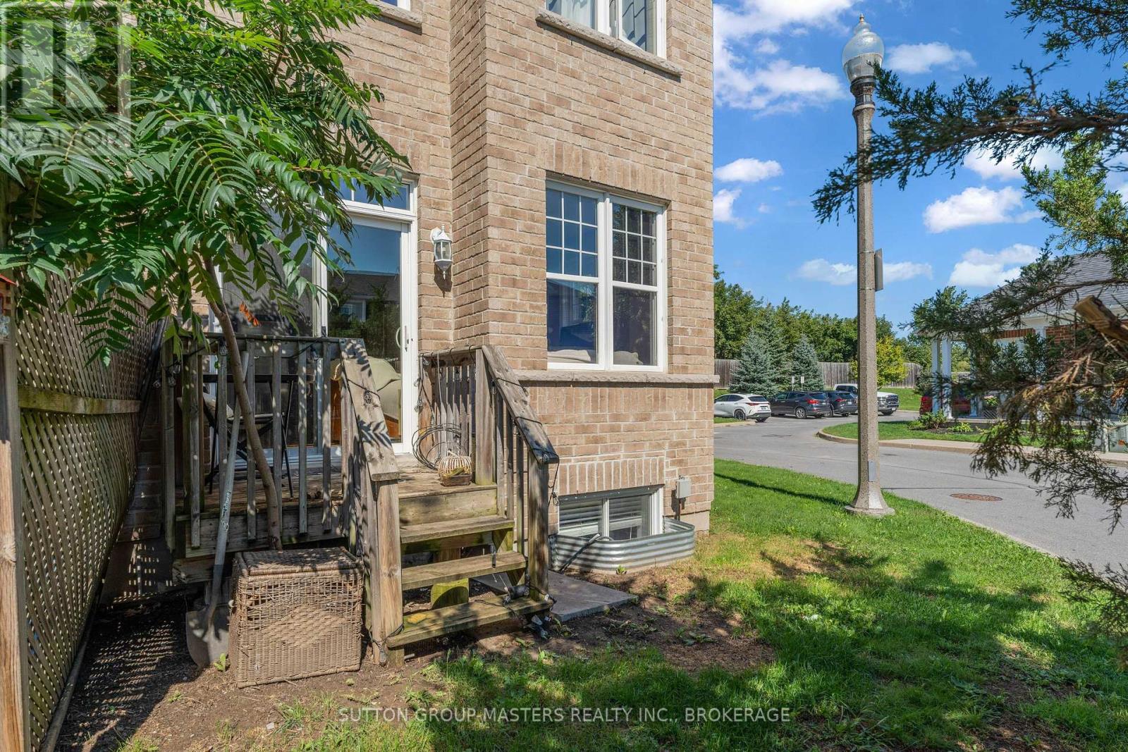 901 Newmarket Lane Property Photo 39