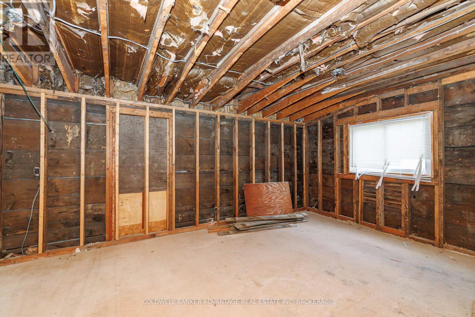 15 Duncan Street Property Photo 12