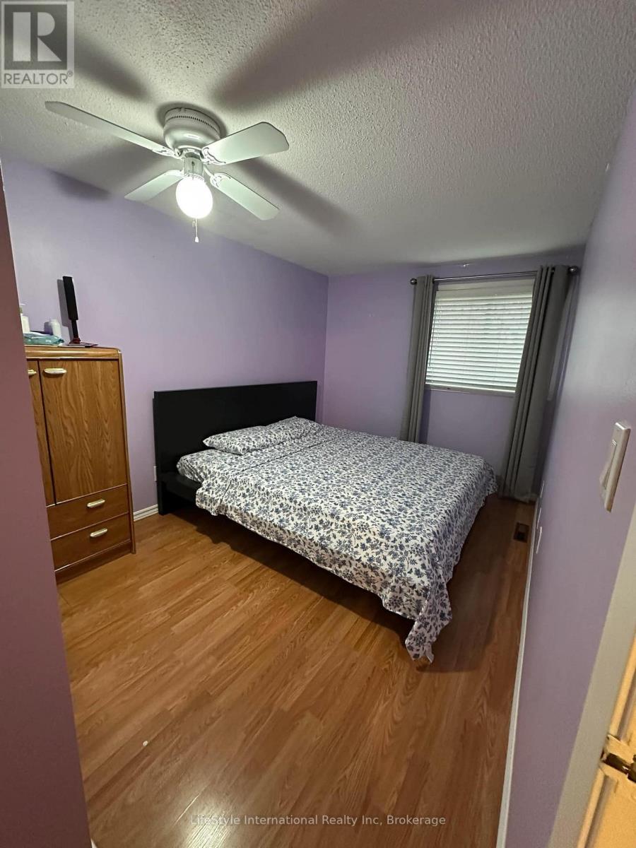 4 - 5982 Dunn Street Property Photo 14