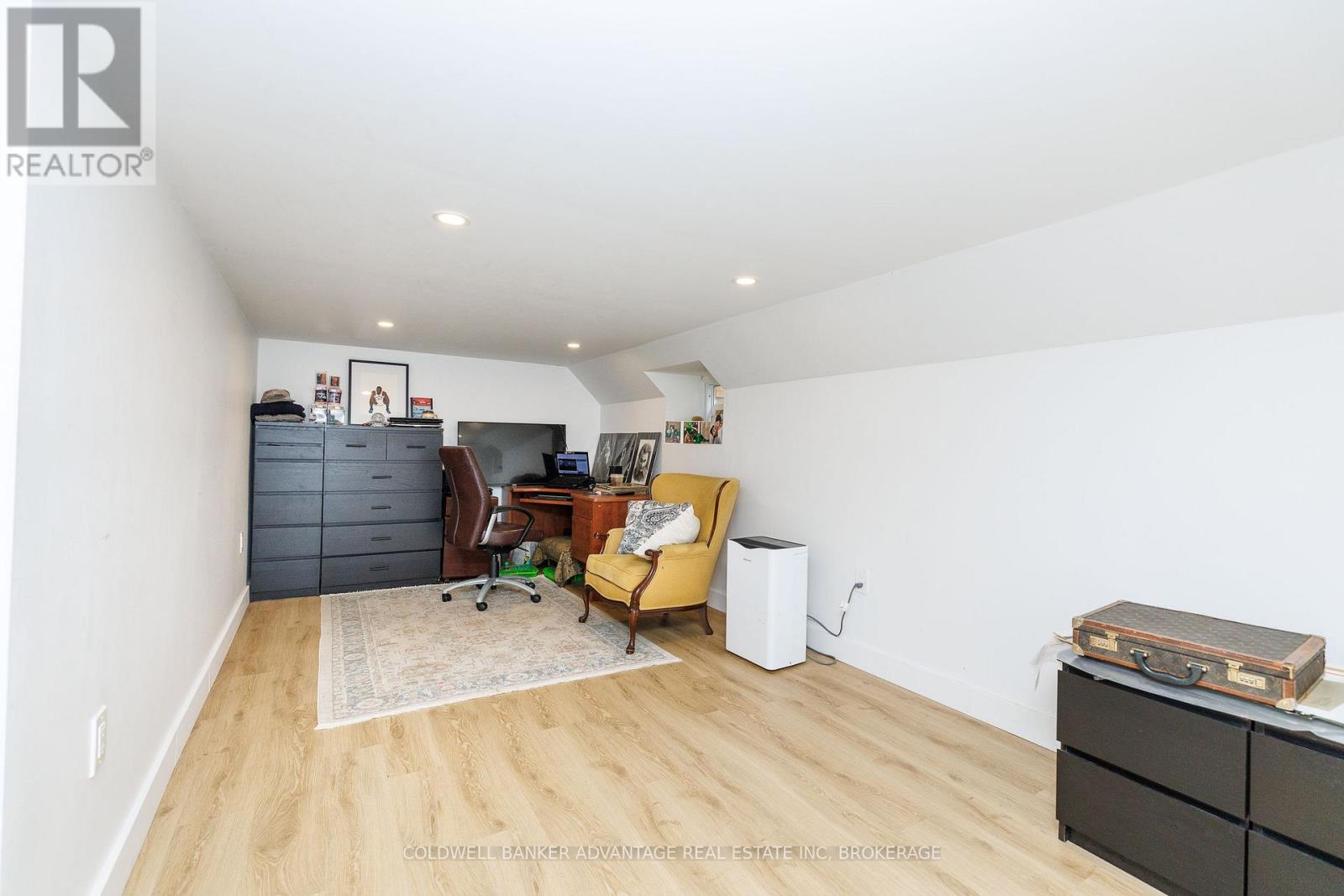 13/15 Duncan Street W Property Photo 16