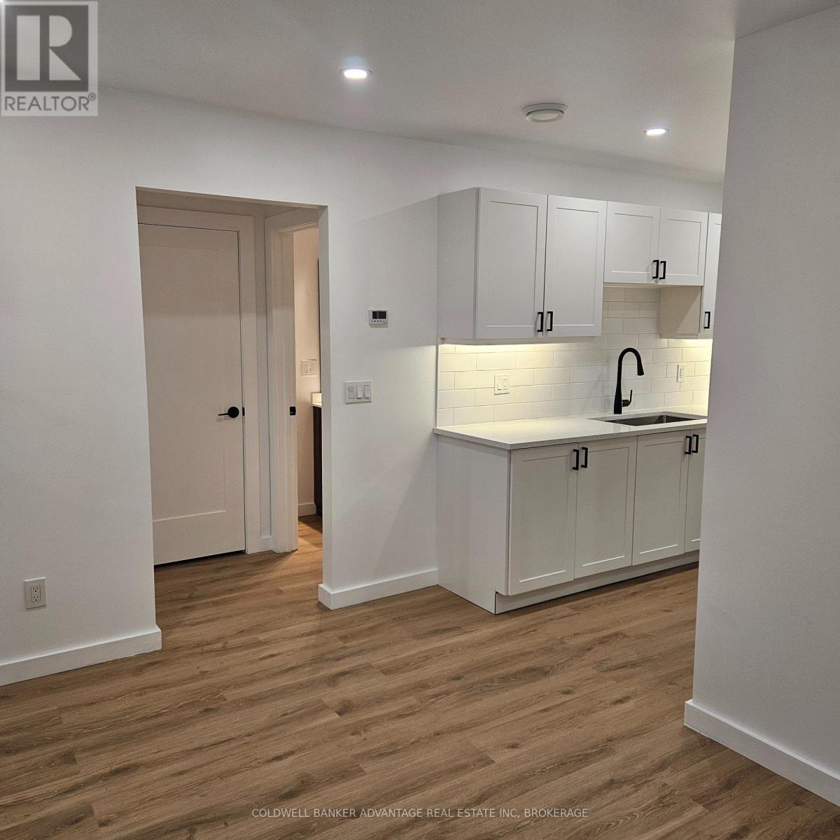 13/15 Duncan Street W Property Photo 20