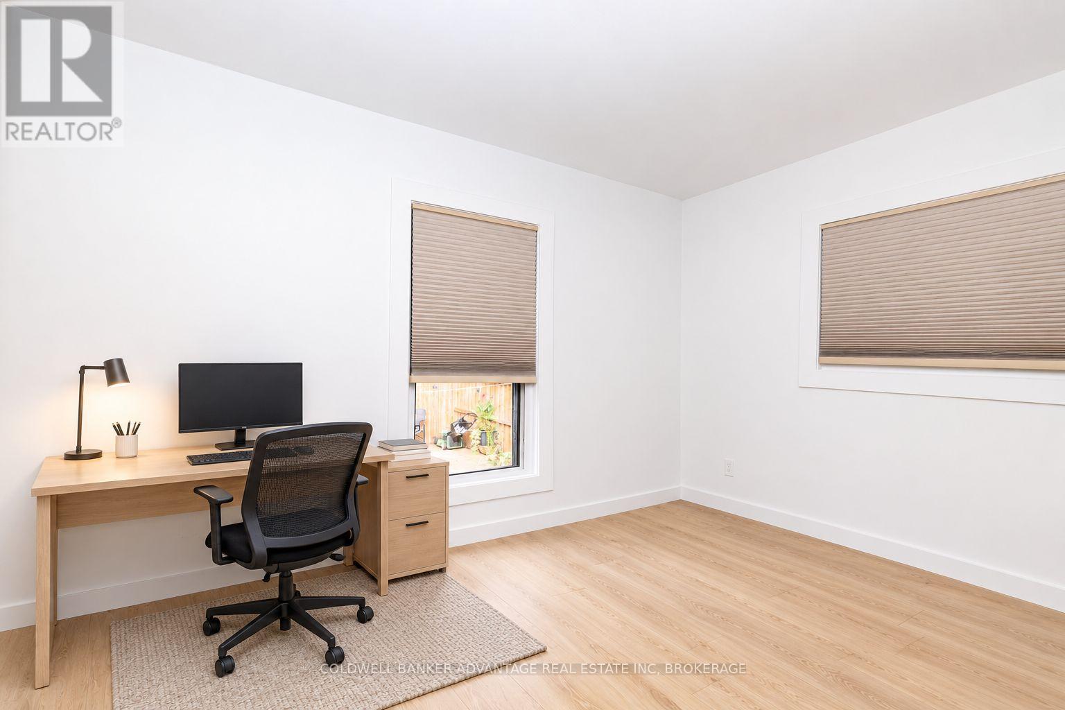 13/15 Duncan Street W Property Photo 22