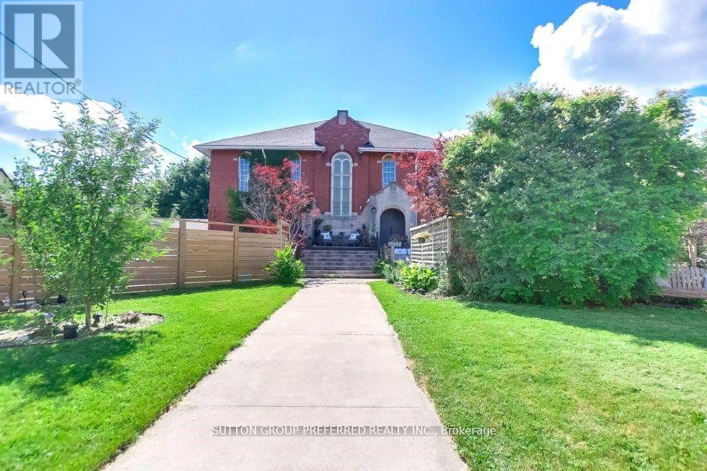 73 FIFTH AVENUE Property Image