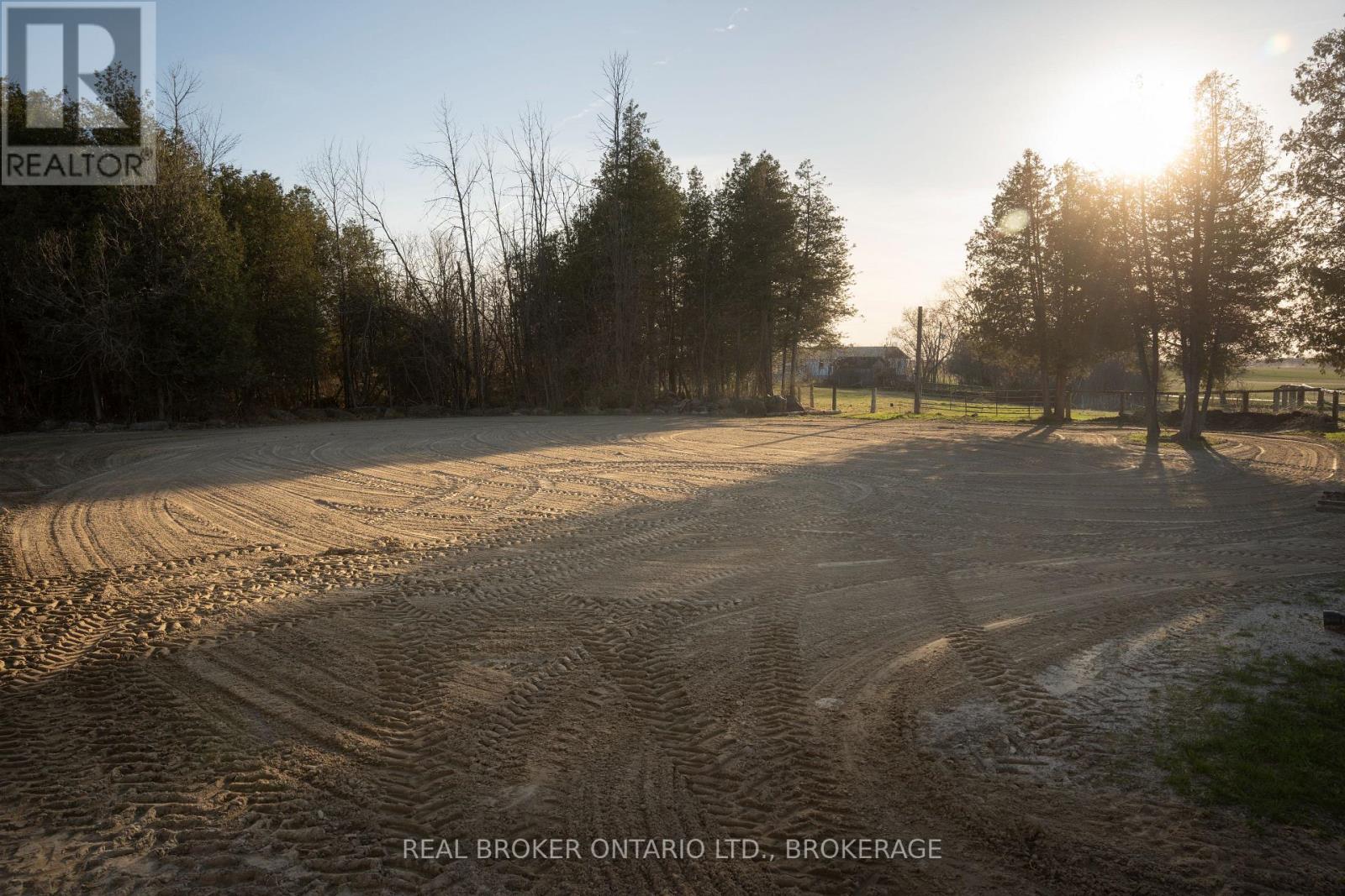 1850 Ridge Road W Property Photo 13
