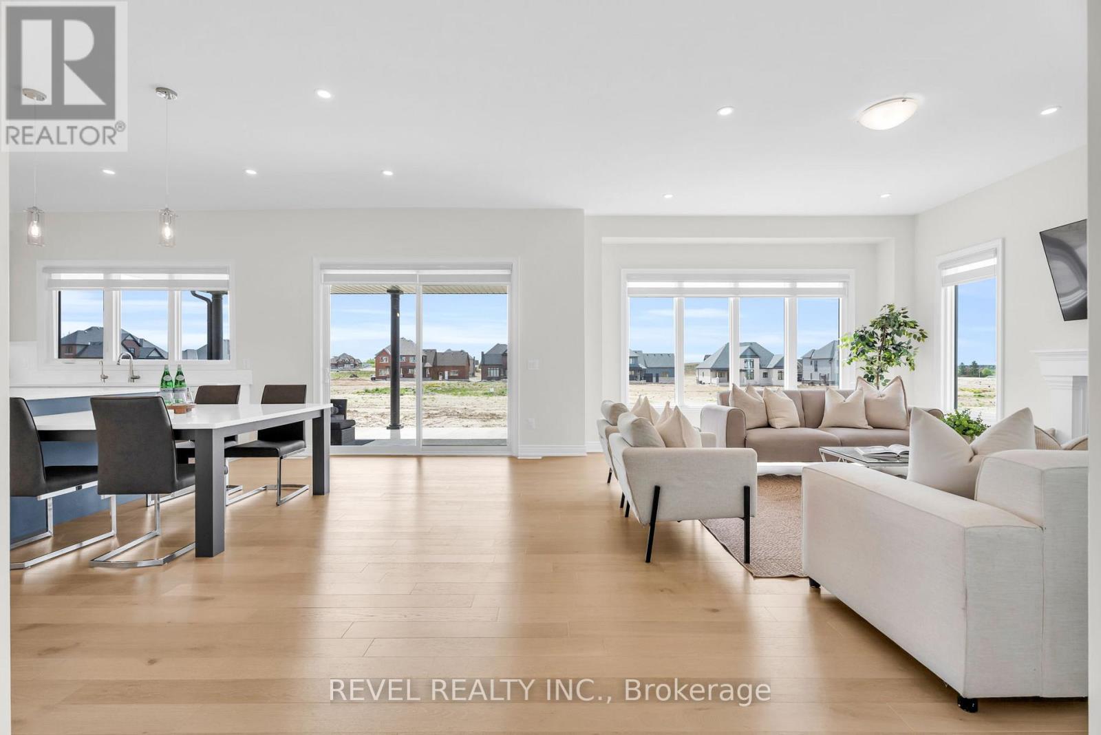 36 Ewing Way Property Photo 11