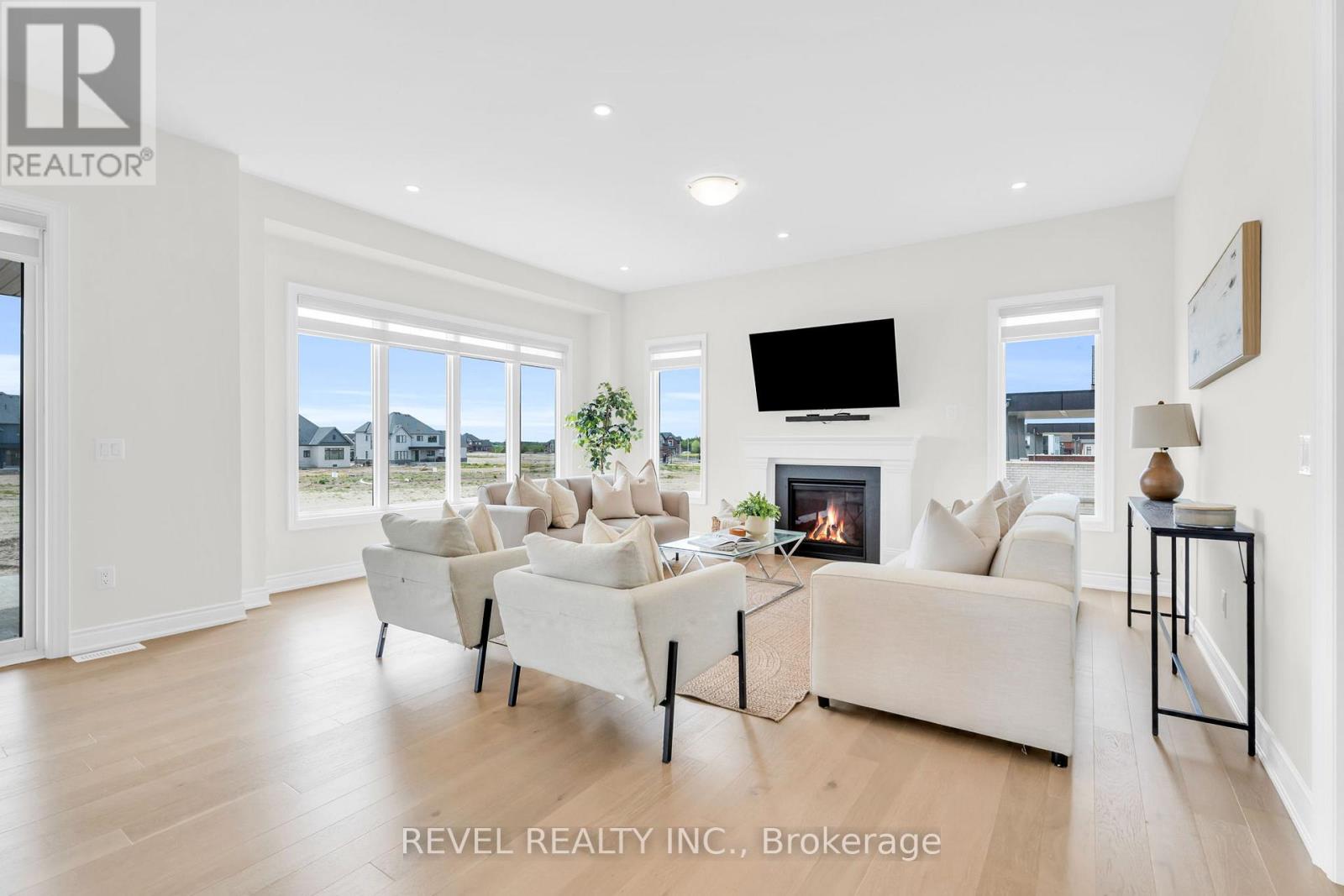 36 Ewing Way Property Photo 17