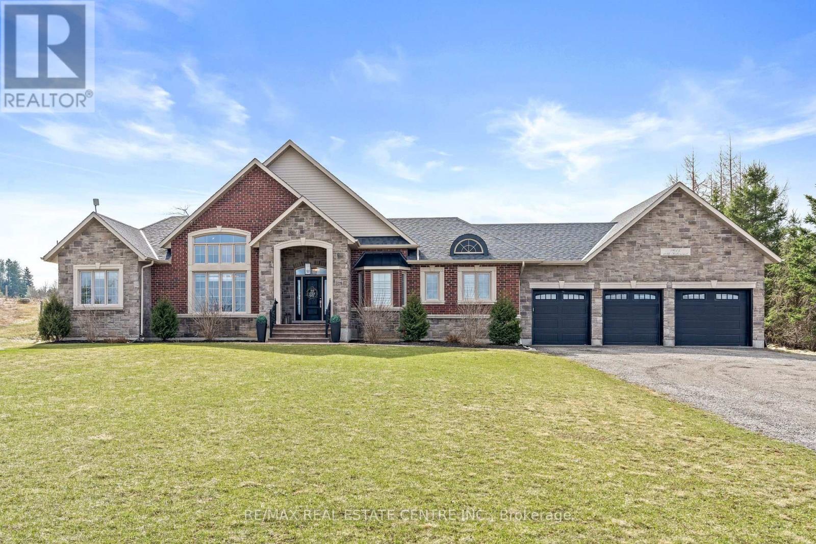 9677 Tenth Side Road Property Photo 1