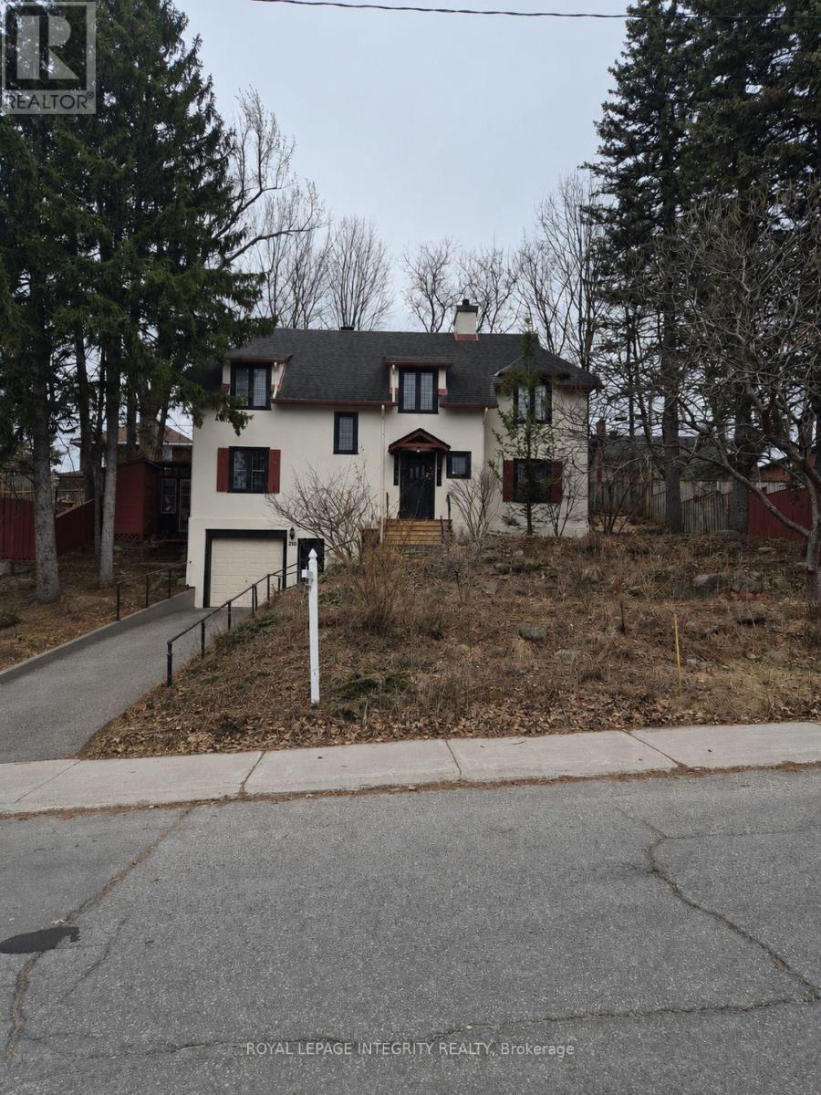 290 A Holmwood Avenue Property Photo 1