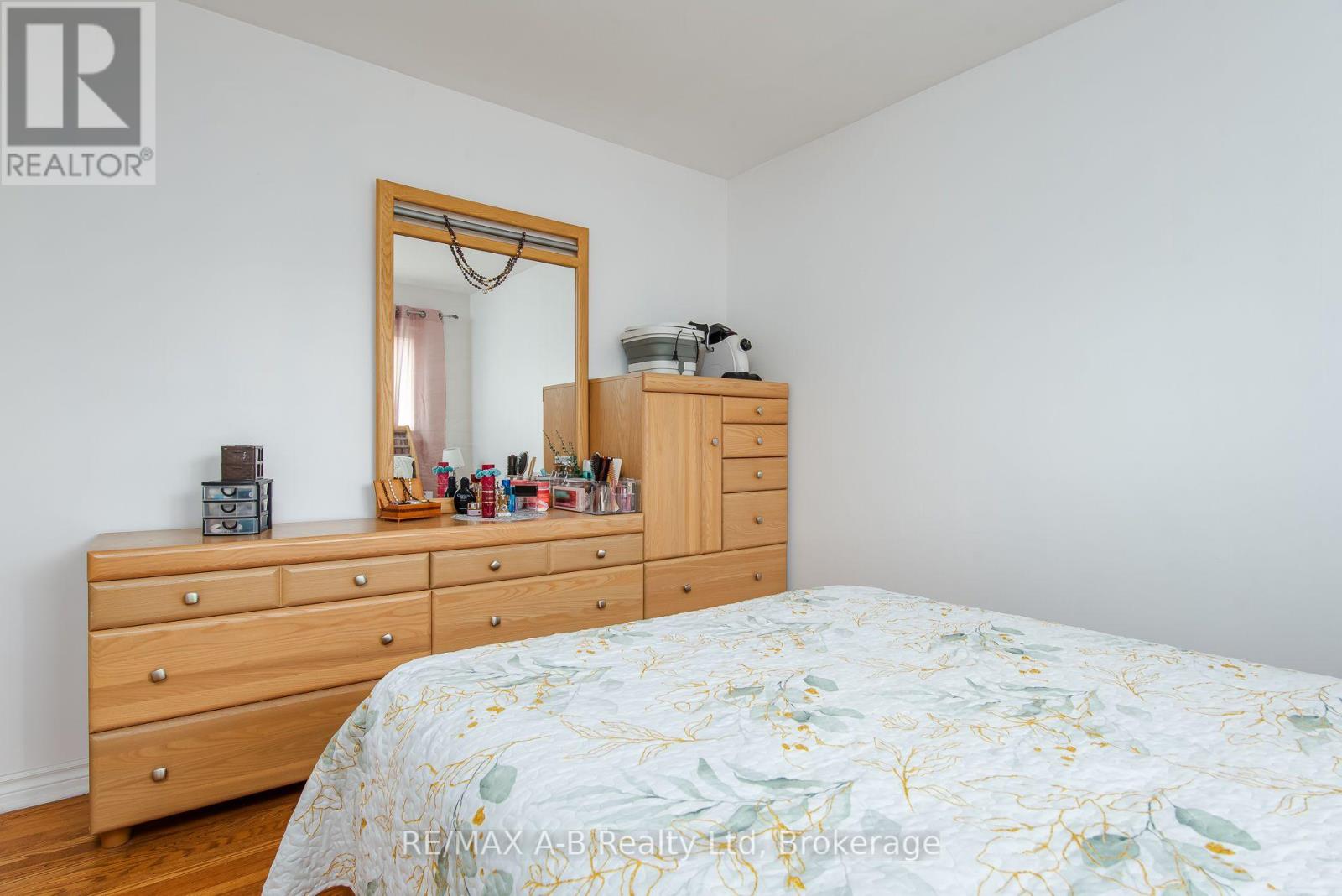 727 Frederick Street Property Photo 19
